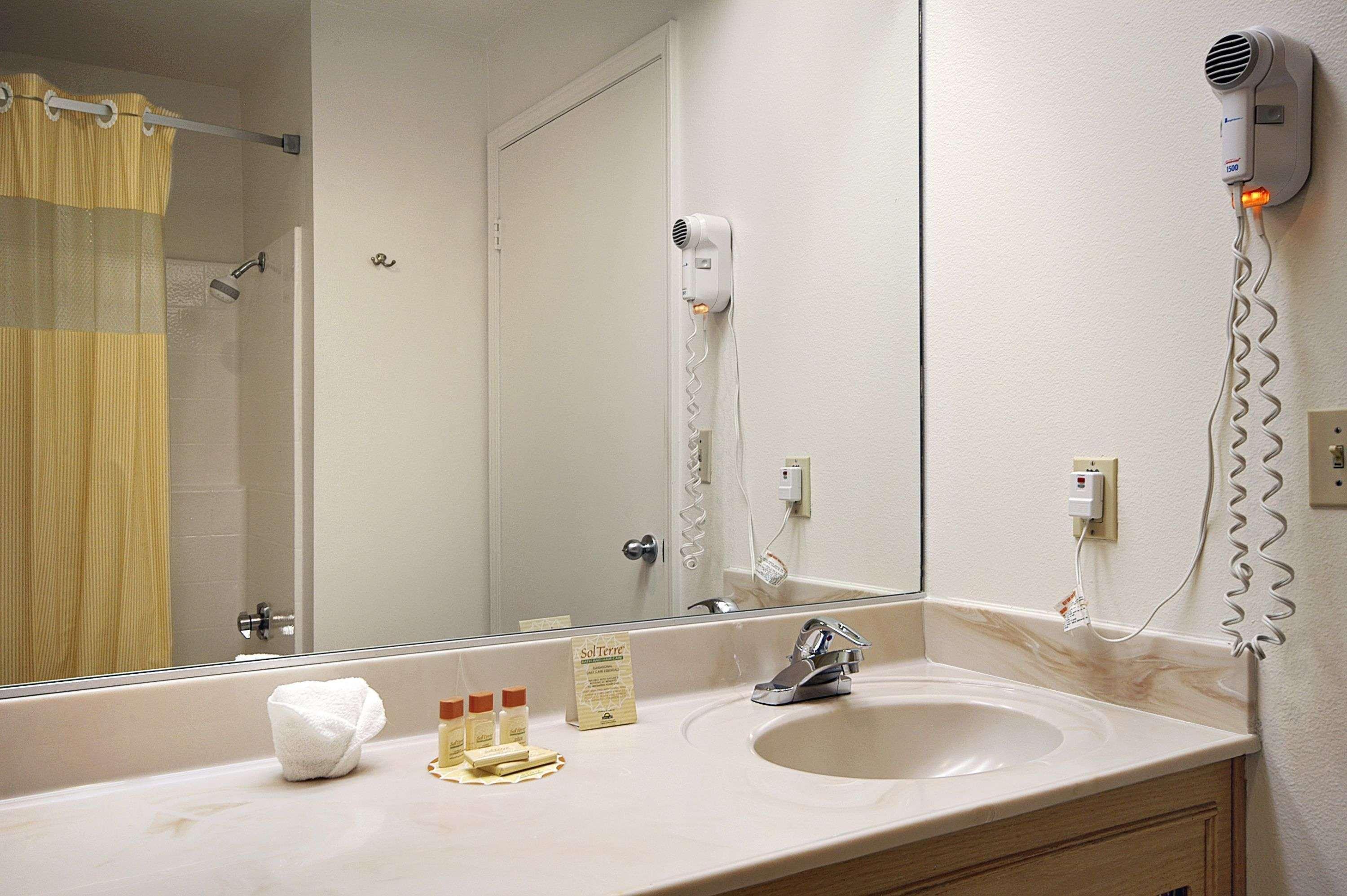 Days Inn By Wyndham Riverside Tyler Mall Pokoj fotografie